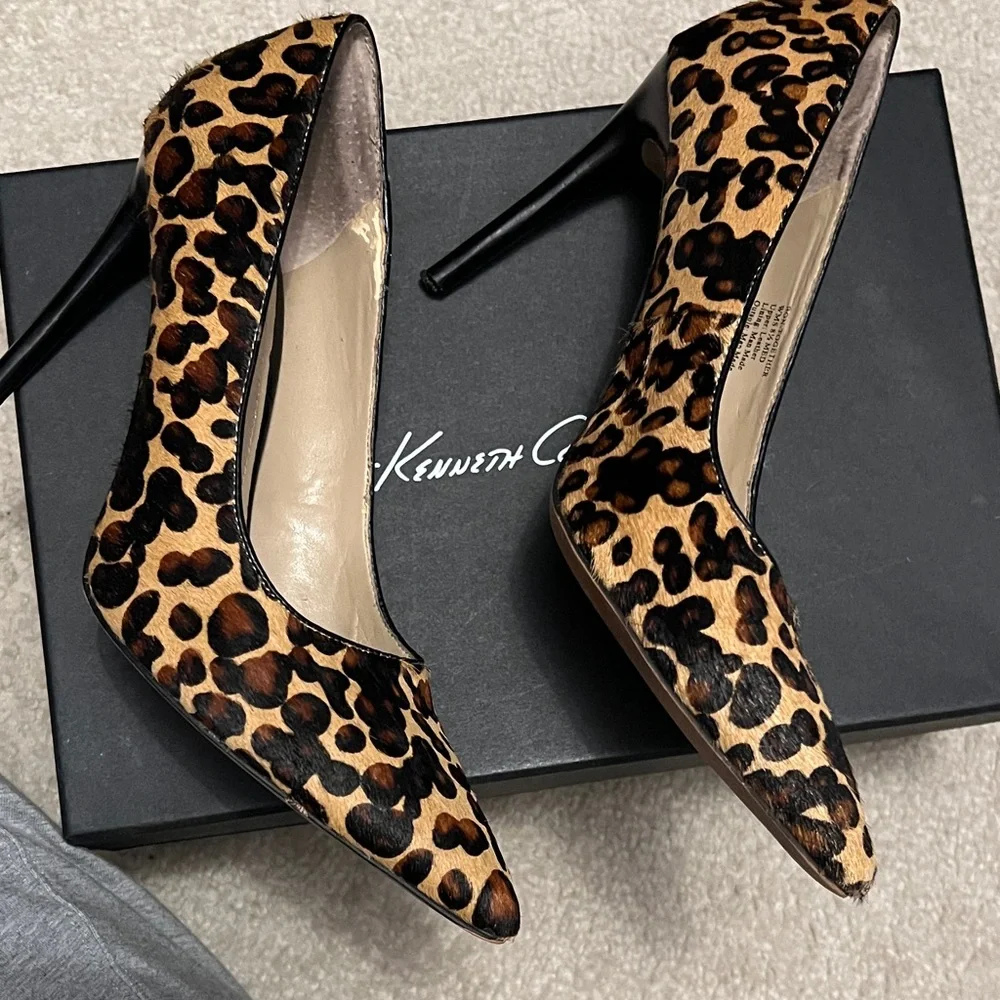 ❤️ Kenneth Cole Leopard Print Shoes
